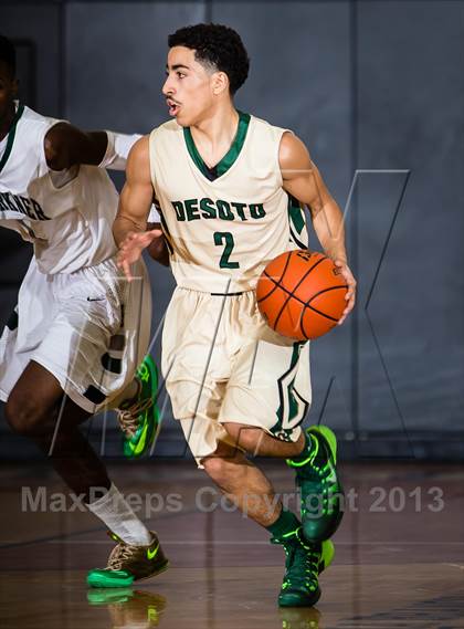 Thumbnail 3 in DeSoto vs. Berkner (McDonald's Texas Invitational) photogallery.