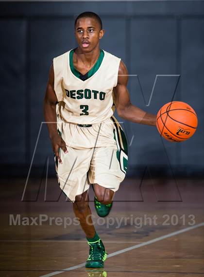 Thumbnail 1 in DeSoto vs. Berkner (McDonald's Texas Invitational) photogallery.