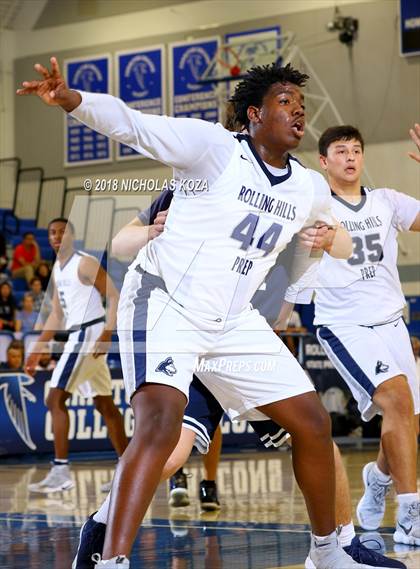 Thumbnail 2 in Rolling Hills Prep vs. Loyola (Rolling Hills Prep State Preview Classic) photogallery.