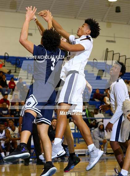 Thumbnail 2 in Rolling Hills Prep vs. Loyola (Rolling Hills Prep State Preview Classic) photogallery.