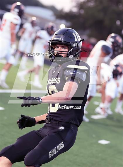 Thumbnail 3 in Grand Saline vs Palmer photogallery.
