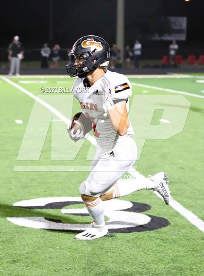 Thumbnail 1 in Grand Saline vs Palmer photogallery.