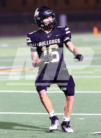 Thumbnail 1 in Grand Saline vs Palmer photogallery.