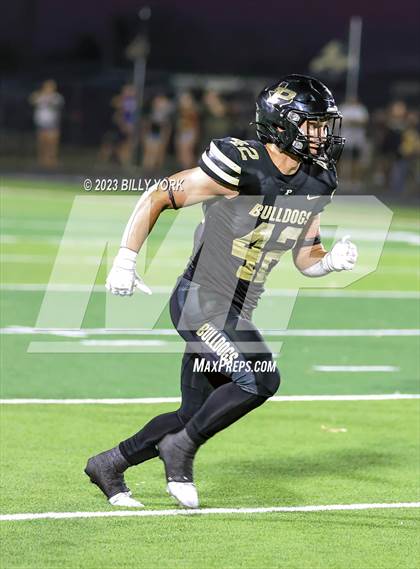 Thumbnail 1 in Grand Saline vs Palmer photogallery.