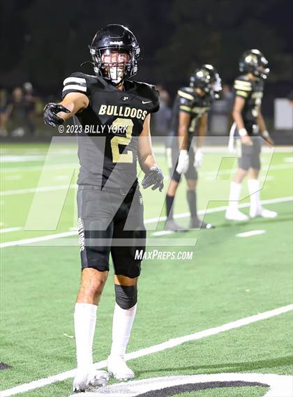 Thumbnail 3 in Grand Saline vs Palmer photogallery.