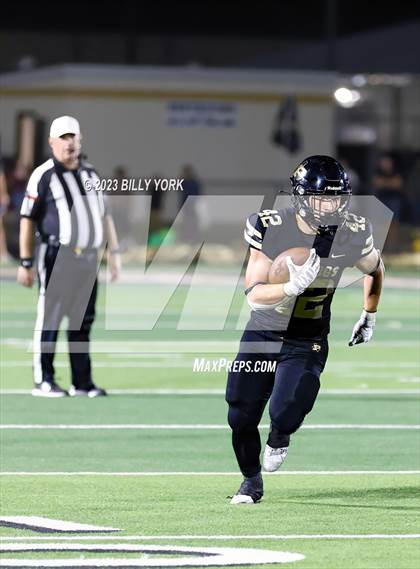 Thumbnail 1 in Grand Saline vs Palmer photogallery.