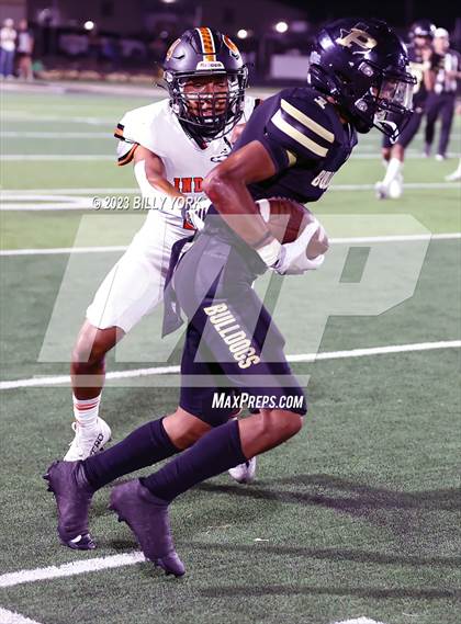 Thumbnail 2 in Grand Saline vs Palmer photogallery.