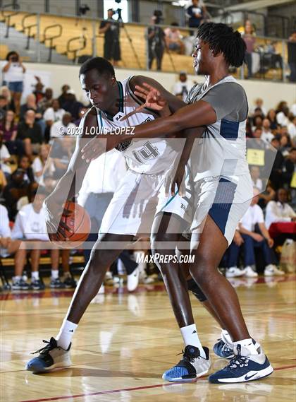 Thumbnail 3 in Renaissance Academy vs. Aquinas (CIF SS 4AA Final) photogallery.