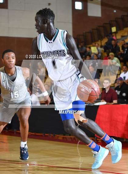Thumbnail 3 in Renaissance Academy vs. Aquinas (CIF SS 4AA Final) photogallery.