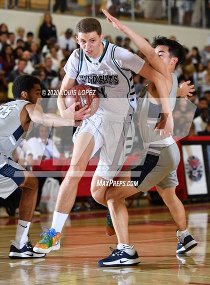 Thumbnail 2 in Renaissance Academy vs. Aquinas (CIF SS 4AA Final) photogallery.