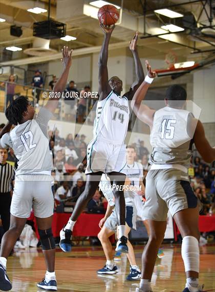 Thumbnail 1 in Renaissance Academy vs. Aquinas (CIF SS 4AA Final) photogallery.