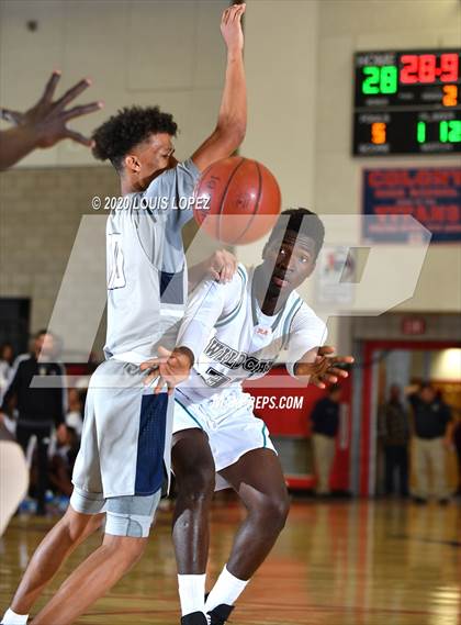 Thumbnail 3 in Renaissance Academy vs. Aquinas (CIF SS 4AA Final) photogallery.