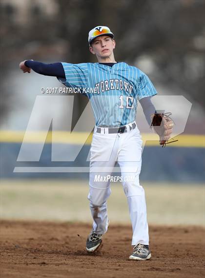 Thumbnail 3 in Washington-Lee @ Yorktown photogallery.