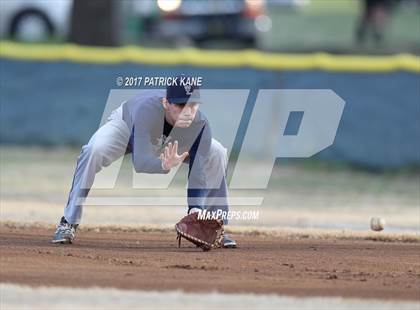 Thumbnail 3 in Washington-Lee @ Yorktown photogallery.