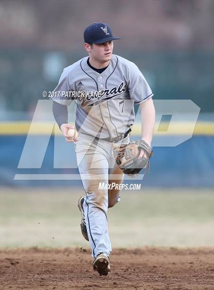 Thumbnail 3 in Washington-Lee @ Yorktown photogallery.