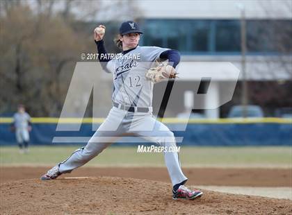 Thumbnail 1 in Washington-Lee @ Yorktown photogallery.