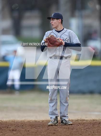 Thumbnail 3 in Washington-Lee @ Yorktown photogallery.
