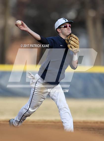 Thumbnail 2 in Washington-Lee @ Yorktown photogallery.