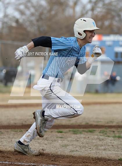 Thumbnail 3 in Washington-Lee @ Yorktown photogallery.