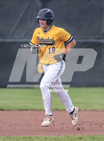 Thumbnail 3 in Prairie @ Bettendorf photogallery.