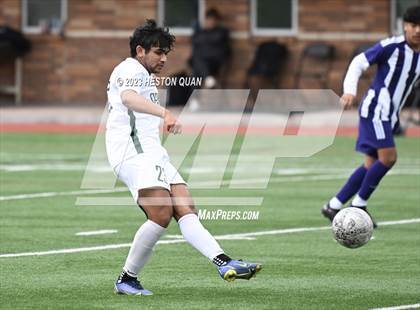 Thumbnail 3 in Cathedral vs. De La Salle (Adidas SoCal College Showcase) photogallery.