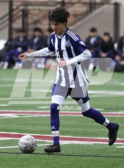 Thumbnail 3 in Cathedral vs. De La Salle (Adidas SoCal College Showcase) photogallery.