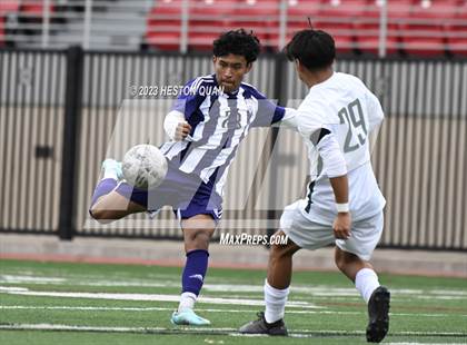 Thumbnail 1 in Cathedral vs. De La Salle (Adidas SoCal College Showcase) photogallery.