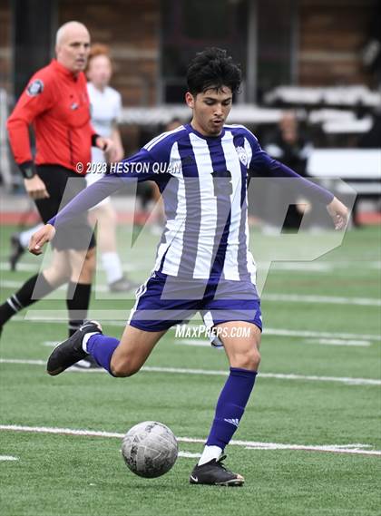 Thumbnail 3 in Cathedral vs. De La Salle (Adidas SoCal College Showcase) photogallery.