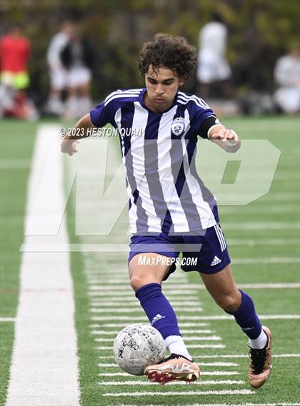 Thumbnail 2 in Cathedral vs. De La Salle (Adidas SoCal College Showcase) photogallery.