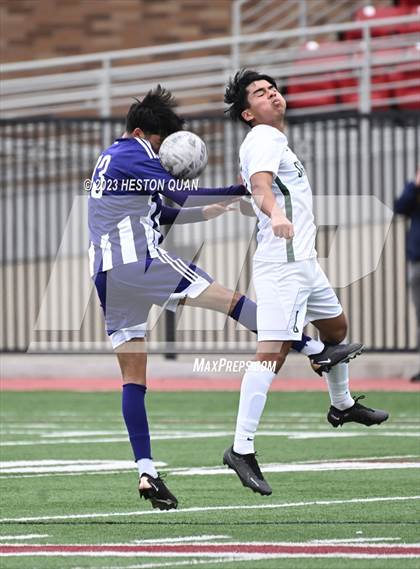 Thumbnail 3 in Cathedral vs. De La Salle (Adidas SoCal College Showcase) photogallery.