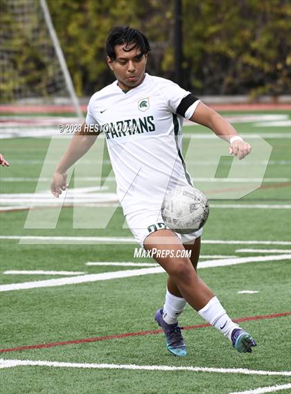 Thumbnail 2 in Cathedral vs. De La Salle (Adidas SoCal College Showcase) photogallery.