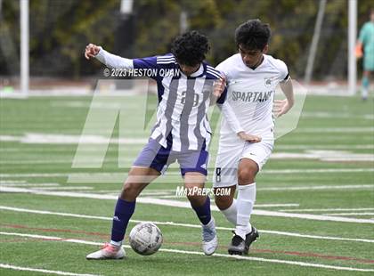 Thumbnail 2 in Cathedral vs. De La Salle (Adidas SoCal College Showcase) photogallery.