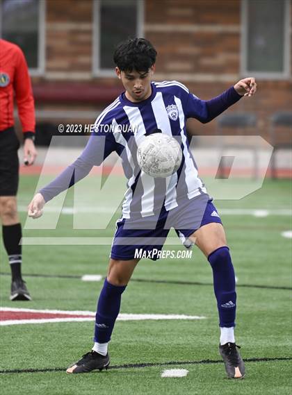 Thumbnail 2 in Cathedral vs. De La Salle (Adidas SoCal College Showcase) photogallery.