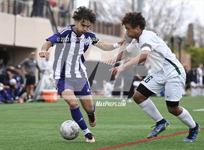 Thumbnail 3 in Cathedral vs. De La Salle (Adidas SoCal College Showcase) photogallery.