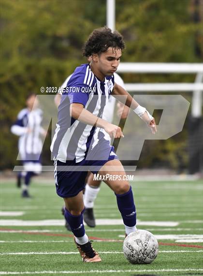 Thumbnail 3 in Cathedral vs. De La Salle (Adidas SoCal College Showcase) photogallery.
