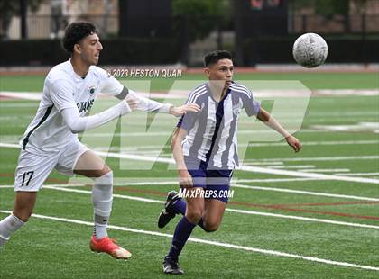 Thumbnail 2 in Cathedral vs. De La Salle (Adidas SoCal College Showcase) photogallery.