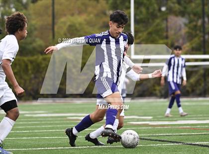 Thumbnail 2 in Cathedral vs. De La Salle (Adidas SoCal College Showcase) photogallery.