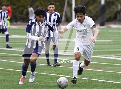 Thumbnail 3 in Cathedral vs. De La Salle (Adidas SoCal College Showcase) photogallery.
