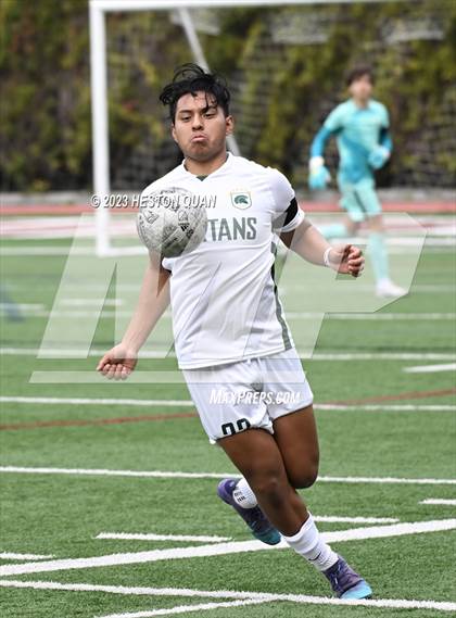 Thumbnail 2 in Cathedral vs. De La Salle (Adidas SoCal College Showcase) photogallery.