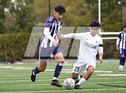 Thumbnail 3 in Cathedral vs. De La Salle (Adidas SoCal College Showcase) photogallery.