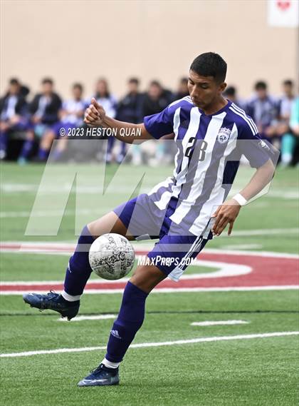 Thumbnail 1 in Cathedral vs. De La Salle (Adidas SoCal College Showcase) photogallery.