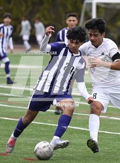 Thumbnail 2 in Cathedral vs. De La Salle (Adidas SoCal College Showcase) photogallery.