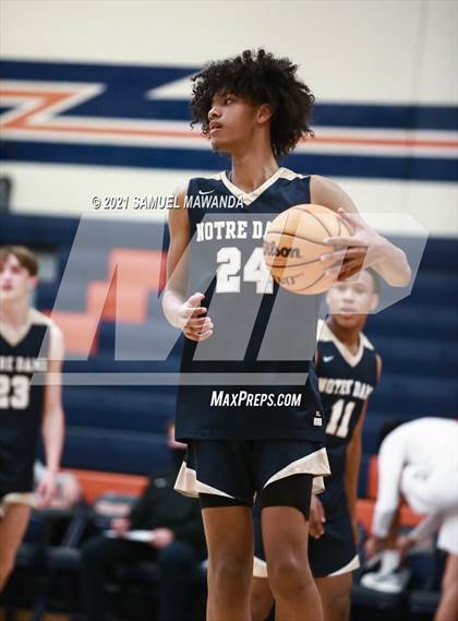 Thumbnail 3 in Crespi vs  Notre Dame (SO) (6th Annual West Valley Varsity Basketball Tip-off Classic Final) photogallery.
