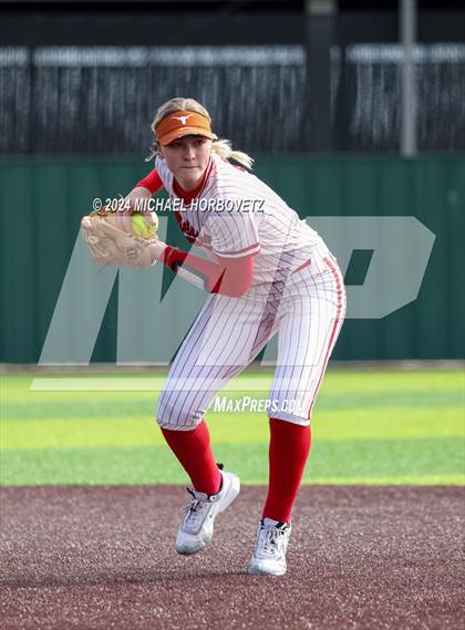 Thumbnail 2 in Melissa vs. Aledo (Forney Tournament) photogallery.