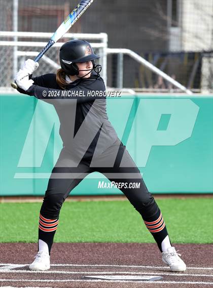 Thumbnail 2 in Melissa vs. Aledo (Forney Tournament) photogallery.
