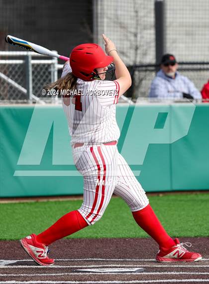 Thumbnail 2 in Melissa vs. Aledo (Forney Tournament) photogallery.