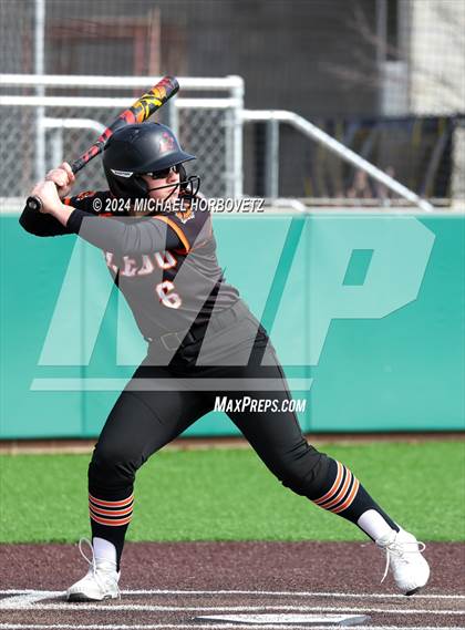 Thumbnail 2 in Melissa vs. Aledo (Forney Tournament) photogallery.