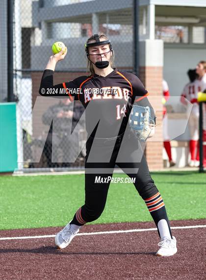 Thumbnail 1 in Melissa vs. Aledo (Forney Tournament) photogallery.