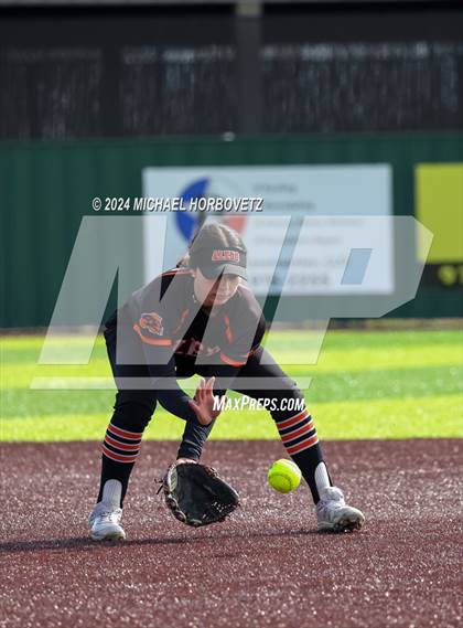 Thumbnail 3 in Melissa vs. Aledo (Forney Tournament) photogallery.