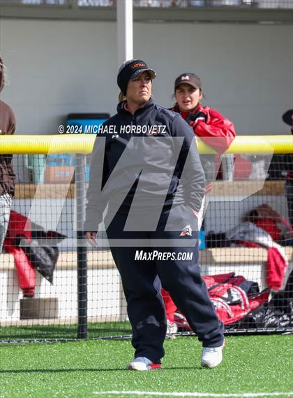 Thumbnail 2 in Melissa vs. Aledo (Forney Tournament) photogallery.